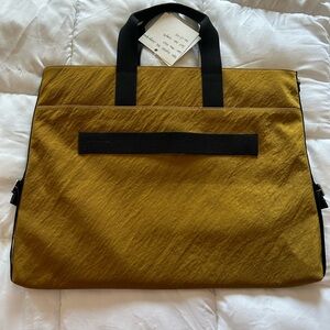 Away Explorer Tote bag first run sample NWT